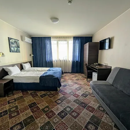 Hotel La Roka 3*
