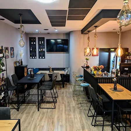 La Roka Szálloda 3*