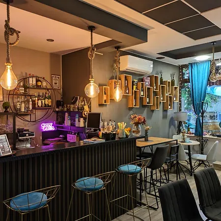 酒店 La Roka 旧扎戈拉